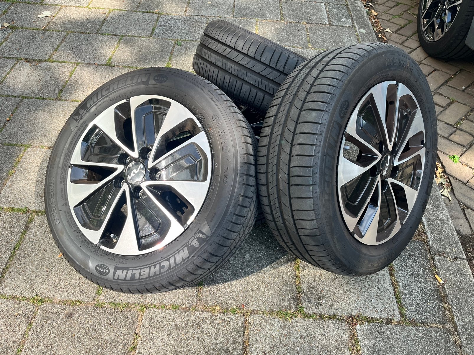 Originele Kia 16” velgen + Michelin Energy Saver + TPMS, Auto-onderdelen, Banden en Velgen, Ophalen, 16 inch, Banden en Velgen