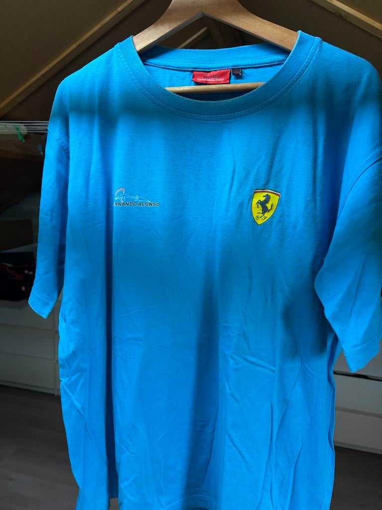 Uniek Ferrari t-shirt Fernando Alonso 2012, Ophalen of Verzenden, Gedragen, Maat 56/58 (XL), Blauw