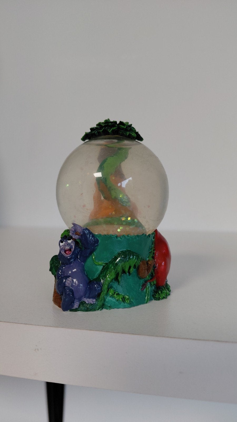 Tarzan Disney Snowglobe, Verzamelen, Ophalen of Verzenden, Zo goed als nieuw, Beeldje of Figuurtje