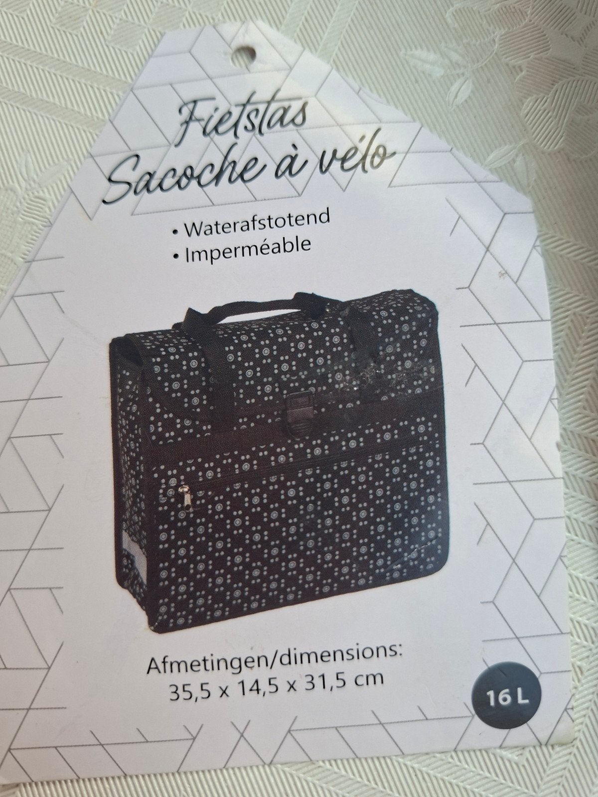 Nieuwe waterafstotende fietstas - 16L inhoud, Ophalen of Verzenden, Nieuw, Onbekend