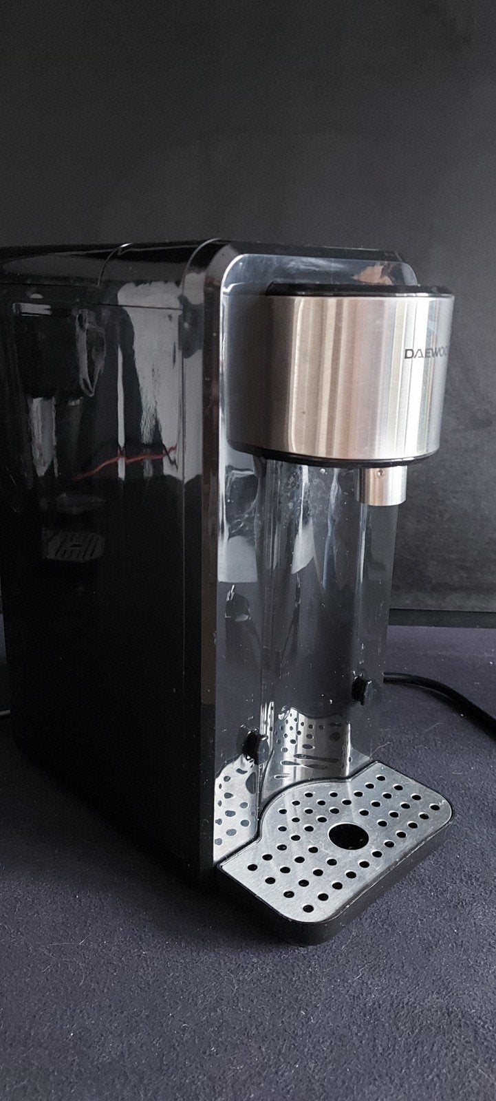 Daewoo Instant Heetwaterdispenser DSWK40AT, 1 tot 2 liter, Ophalen of Verzenden, Zo goed als nieuw