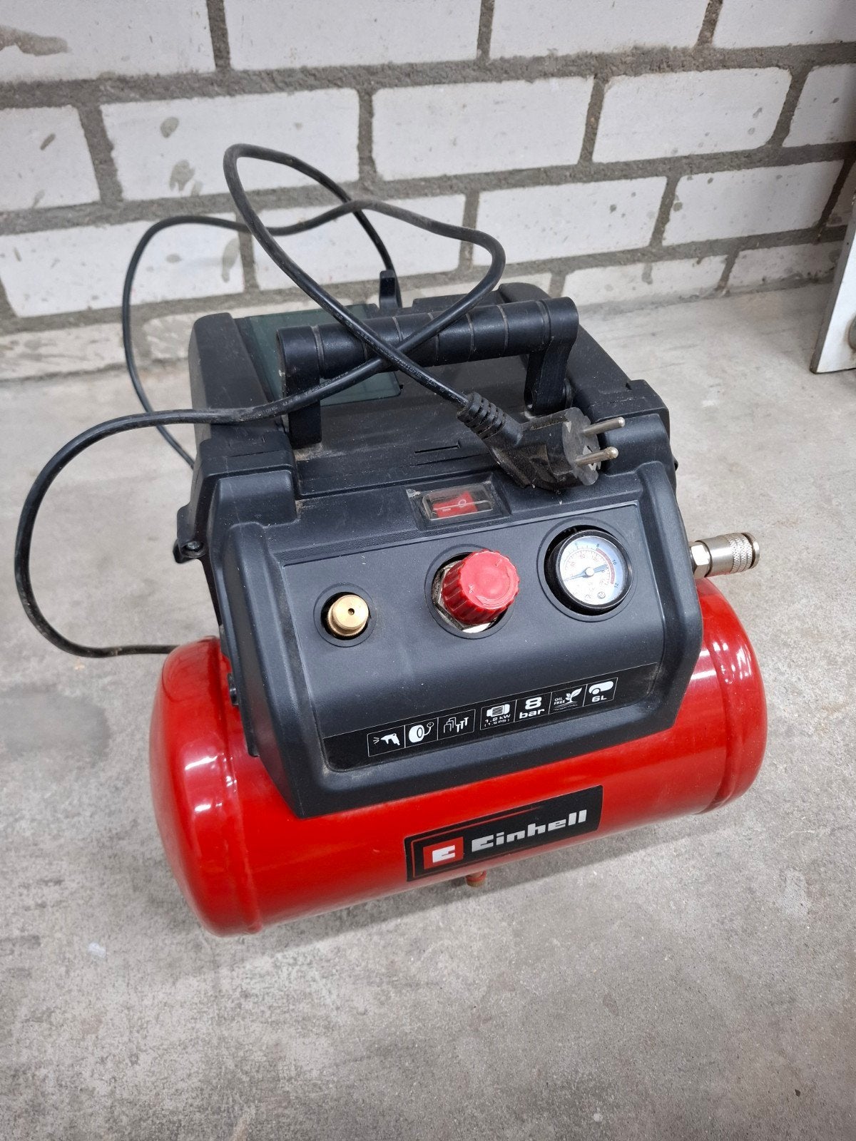 Einhell TC-AC 190/6/8 OF Compressor - 6L, 8 bar, Doe-het-zelf en Verbouw, Ophalen, Mobiel, 6 tot 10 bar, Zo goed als nieuw
