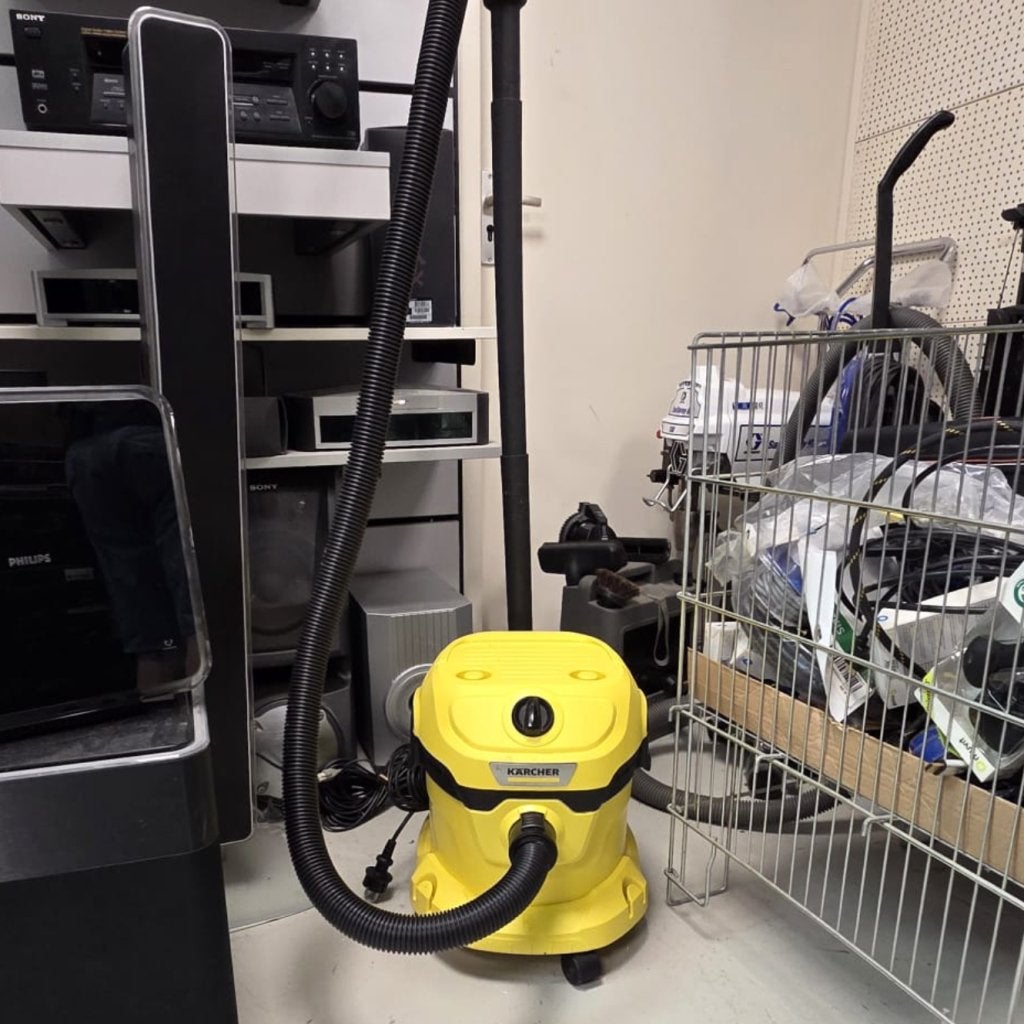 KARCHER WD 2 Plus S Stofzuiger zonder zak Geel | nwpr 86 eur, Karcher, Gebruikt, Support@karcher.com, Alfred-KÃ¤rcher-Str. 28-40, 
71364 Winnenden
Germany