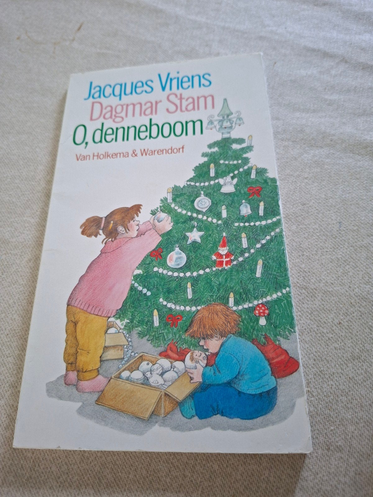 Jacques Vriens en Dagmar Stam - O, Denneboom, Boeken, Ophalen of Verzenden, Gelezen, Fictie algemeen