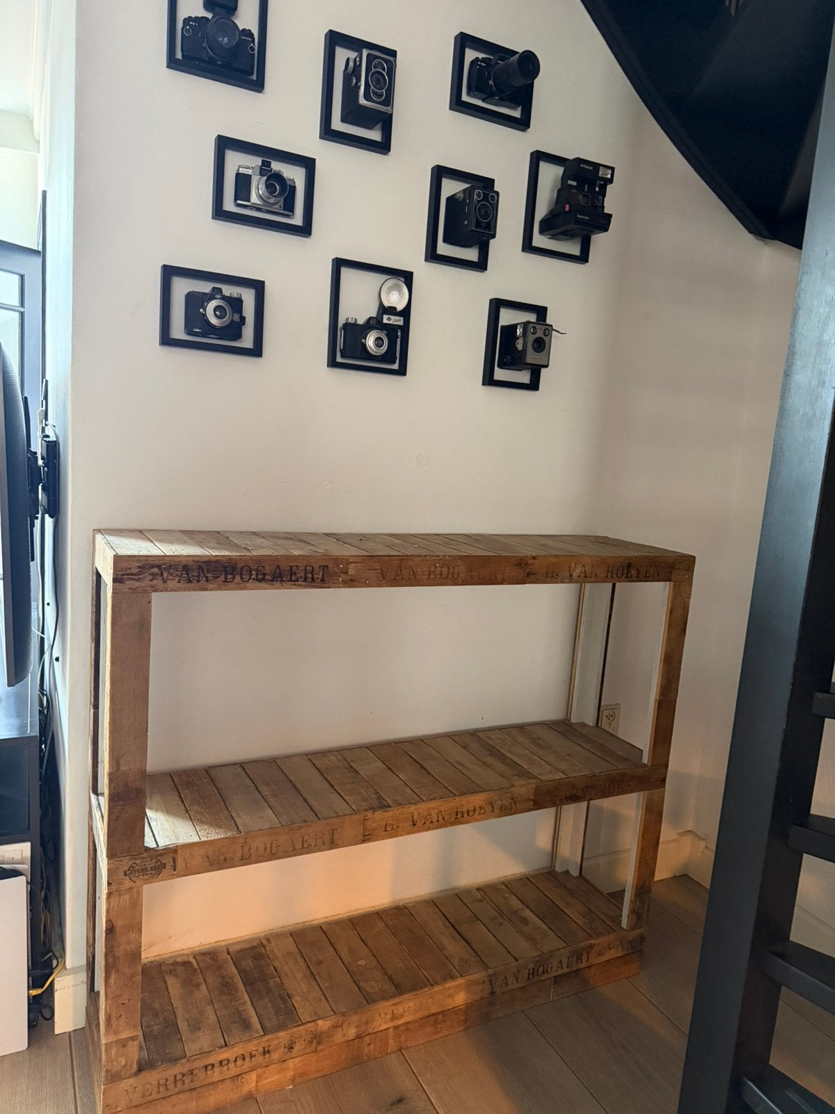 Industriële sidetable wandtafel fruitkisten hout, Ophalen, Zo goed als nieuw