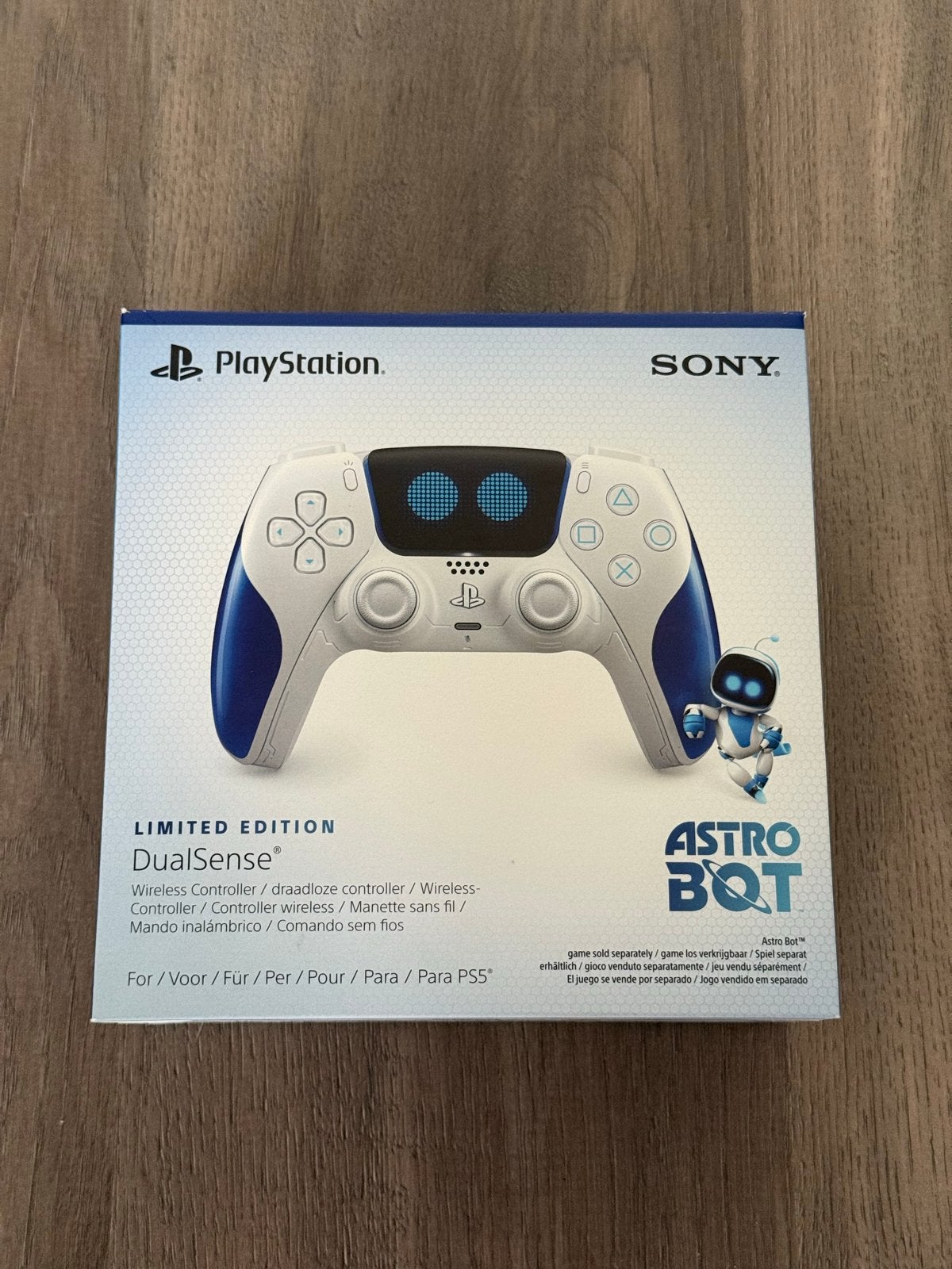 PS5 DualSense Controller - Astro Bot Limited Edition, PlayStation 5, Nieuw, Ophalen of Verzenden, Controller