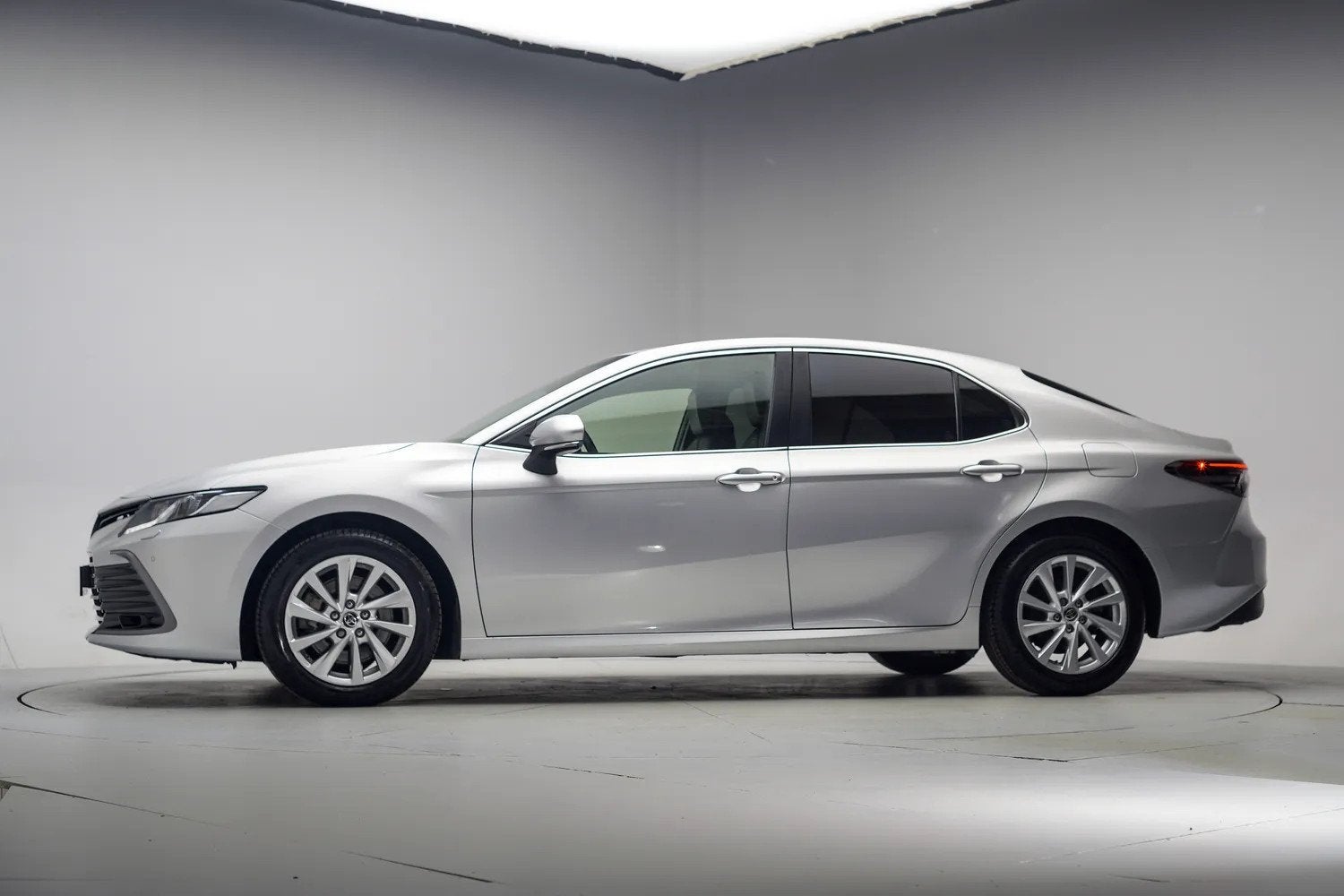 Toyota Camry 2.5 Hybrid Comfort [ LED Leder Stoelverwarming, Automaat, Gebruikt, 4 cilinders, 2487 cc