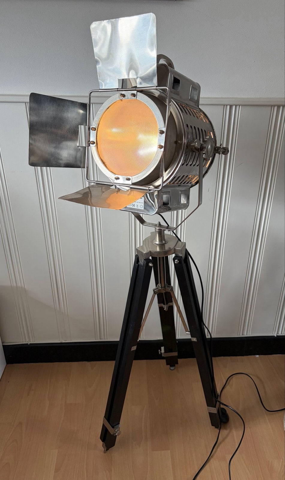 Vintage Studio Spotlamp op Statief - Verstelbare Hoogte, Ophalen, Zo goed als nieuw, Metaal, 100 tot 150 cm