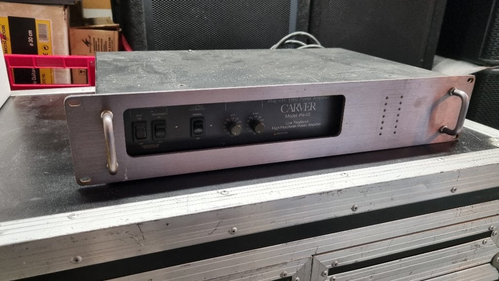 Amp Carver PM-1.5 versterker 2 x 600 watt rms op 4 ohms st, Gebruikt, Party speaker, Ophalen, 150 watt of meer