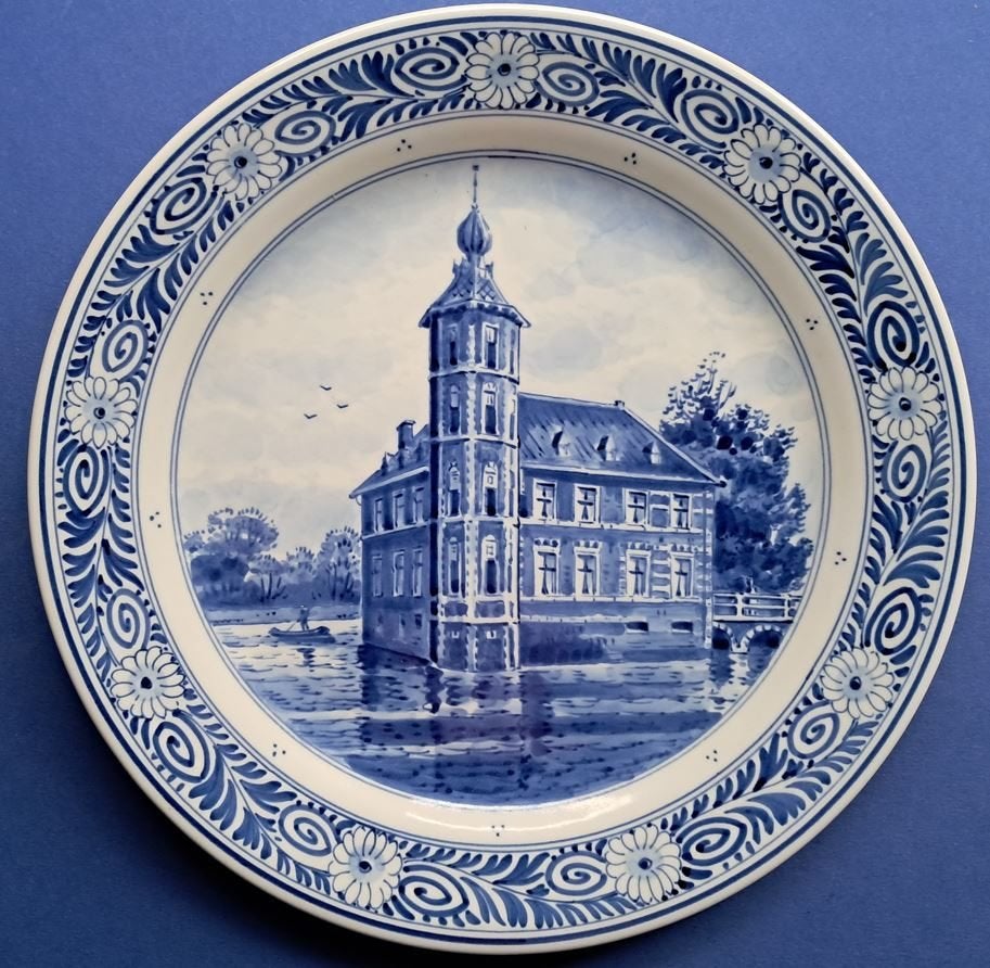 Porceleyne Fles 1982 Kasteel Bouvigne Breda 25cm (1) #20/100, Ophalen of Verzenden