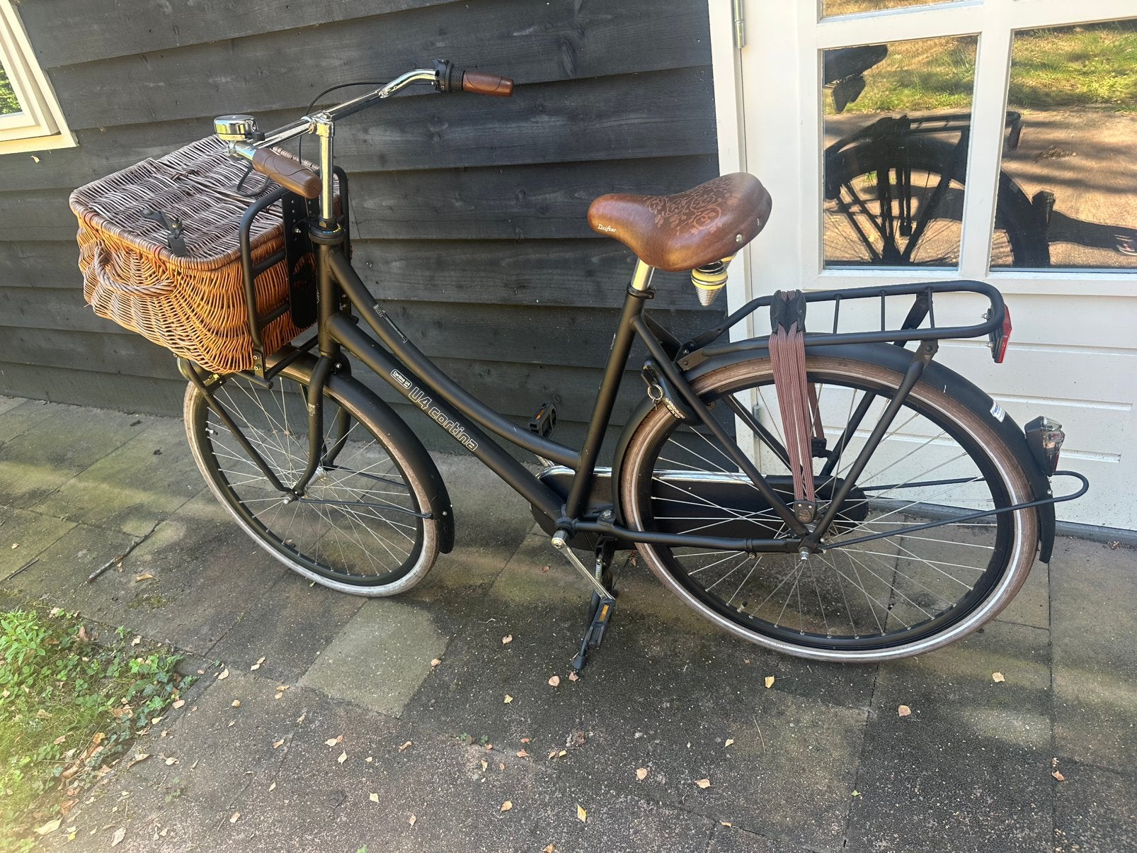 Cortina transport u4 fiets mat zwart met mand, 56 cm of meer, Ophalen, Zo goed als nieuw, Versnellingen