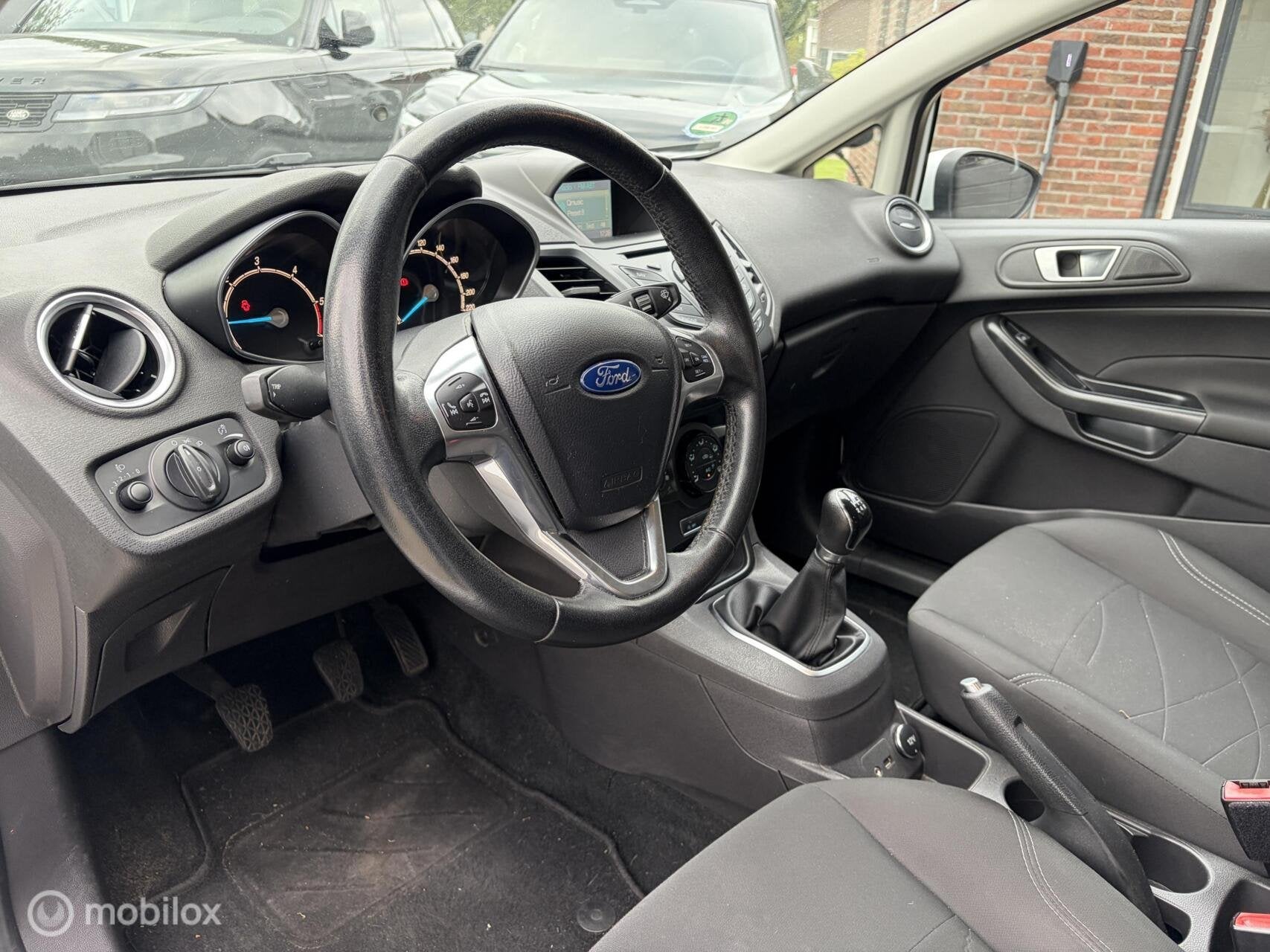 Ford Fiesta 1.5 TDCi Style Lease CRUISE / AIRCO / DB IS VV /, Voorwielaandrijving, Gebruikt, Euro 6, 1036 kg