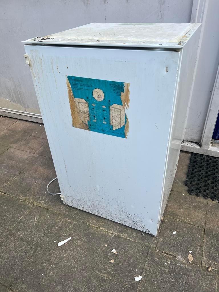 Compacte Koelkast - Ideaal voor kleine ruimtes, Ophalen, Zo goed als nieuw