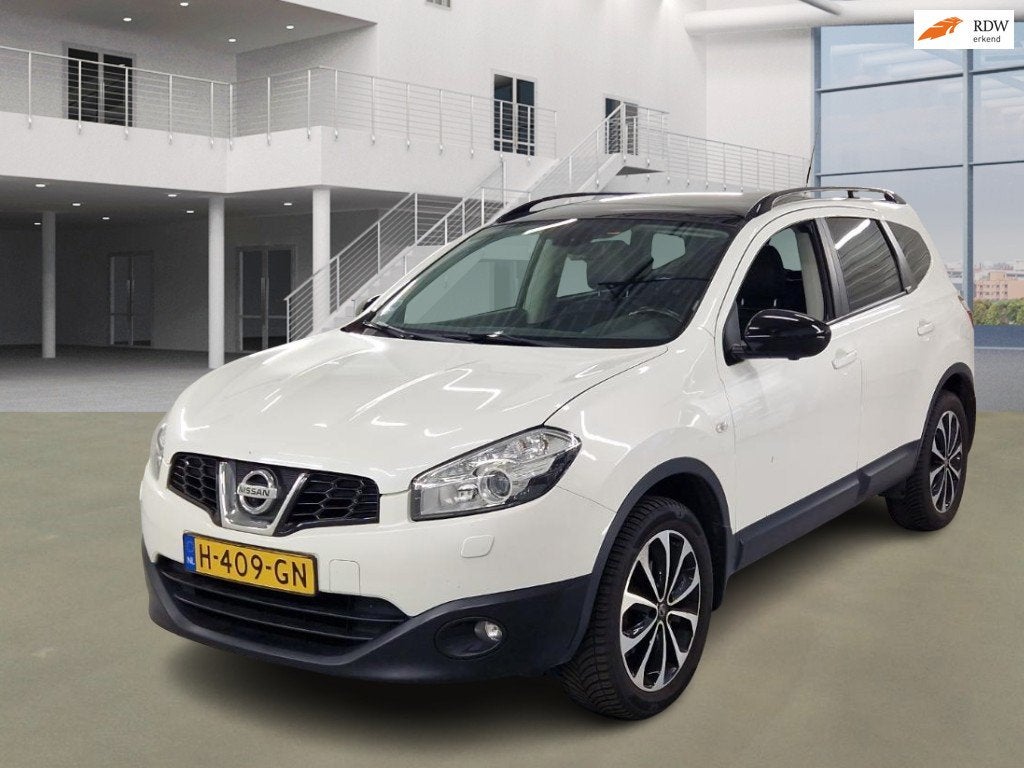 Nissan Qashqai +2 1.6 360, Voorwielaandrijving, Euro 5, 4 cilinders, Wit