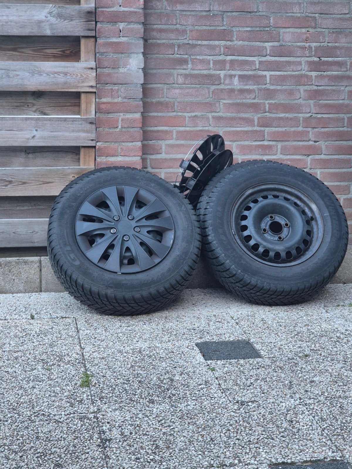 Te koop 4 stalen velgen voor opel corsa met Winterbanden, Auto-onderdelen, Banden en Velgen, 15 inch, Banden en Velgen, 185 mm