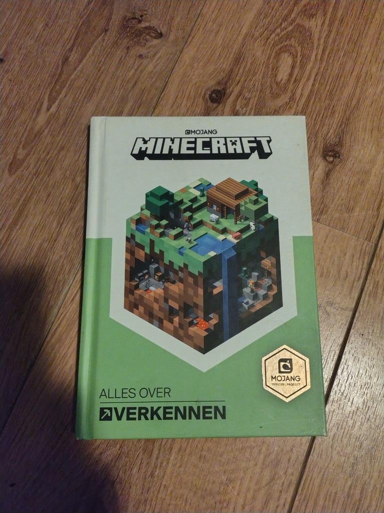 Minecraft Boek: Alles over Verkennen - Officiële Gids, Boeken, Overige Boeken, Ophalen of Verzenden, Zo goed als nieuw, Mojang
