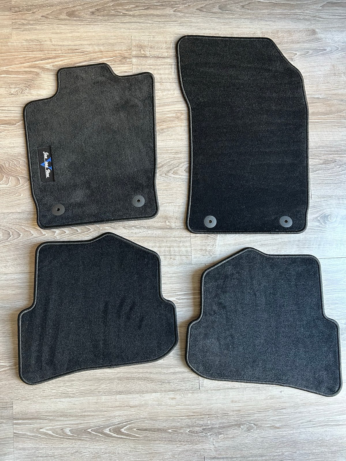 Set automatten voor Audi A1, Ophalen, Zo goed als nieuw