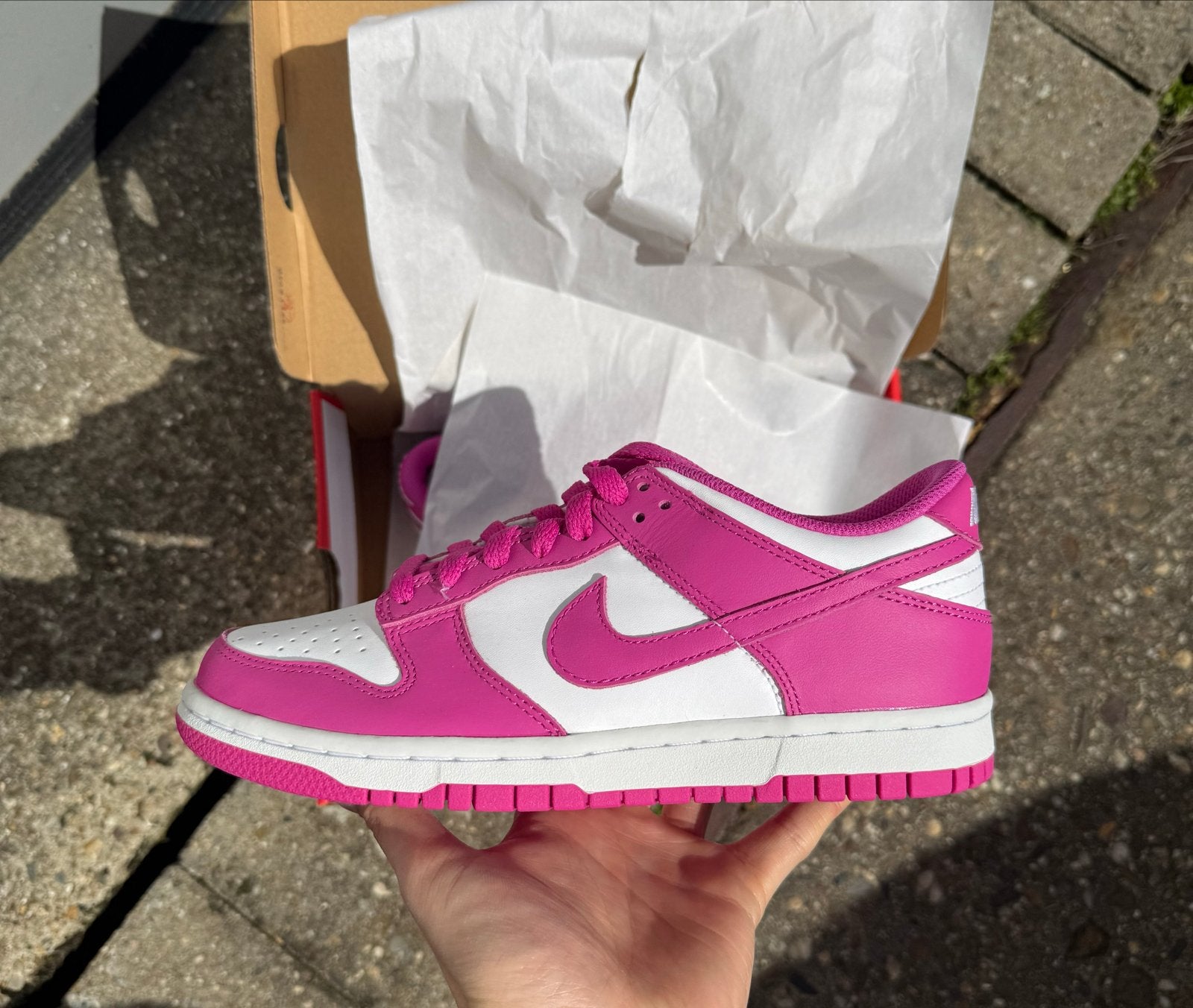 Nike Dunk Low Pink Fuchsia - Maat 38, Ophalen of Verzenden, Nieuw, Roze, Sneakers of Gympen