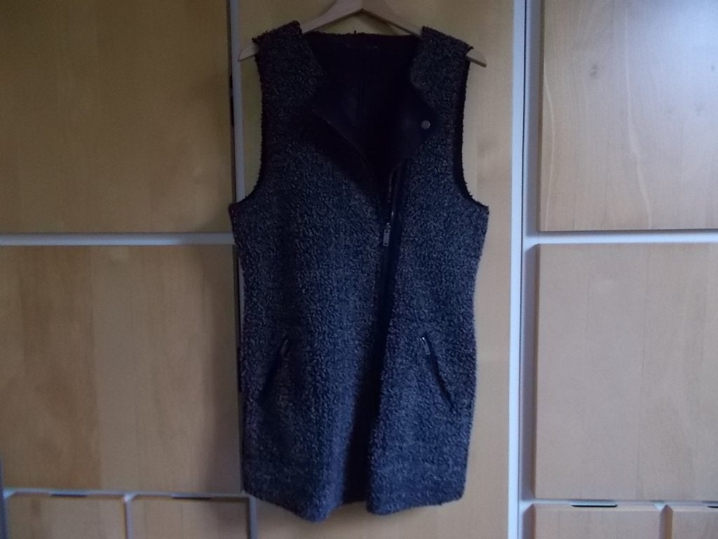 Stoere Bodywarmer,gilet van Only,teddystof,Maat M,omkeerbaar, Maat 38/40 (M), Ophalen of Verzenden, Zo goed als nieuw, Overige kleuren