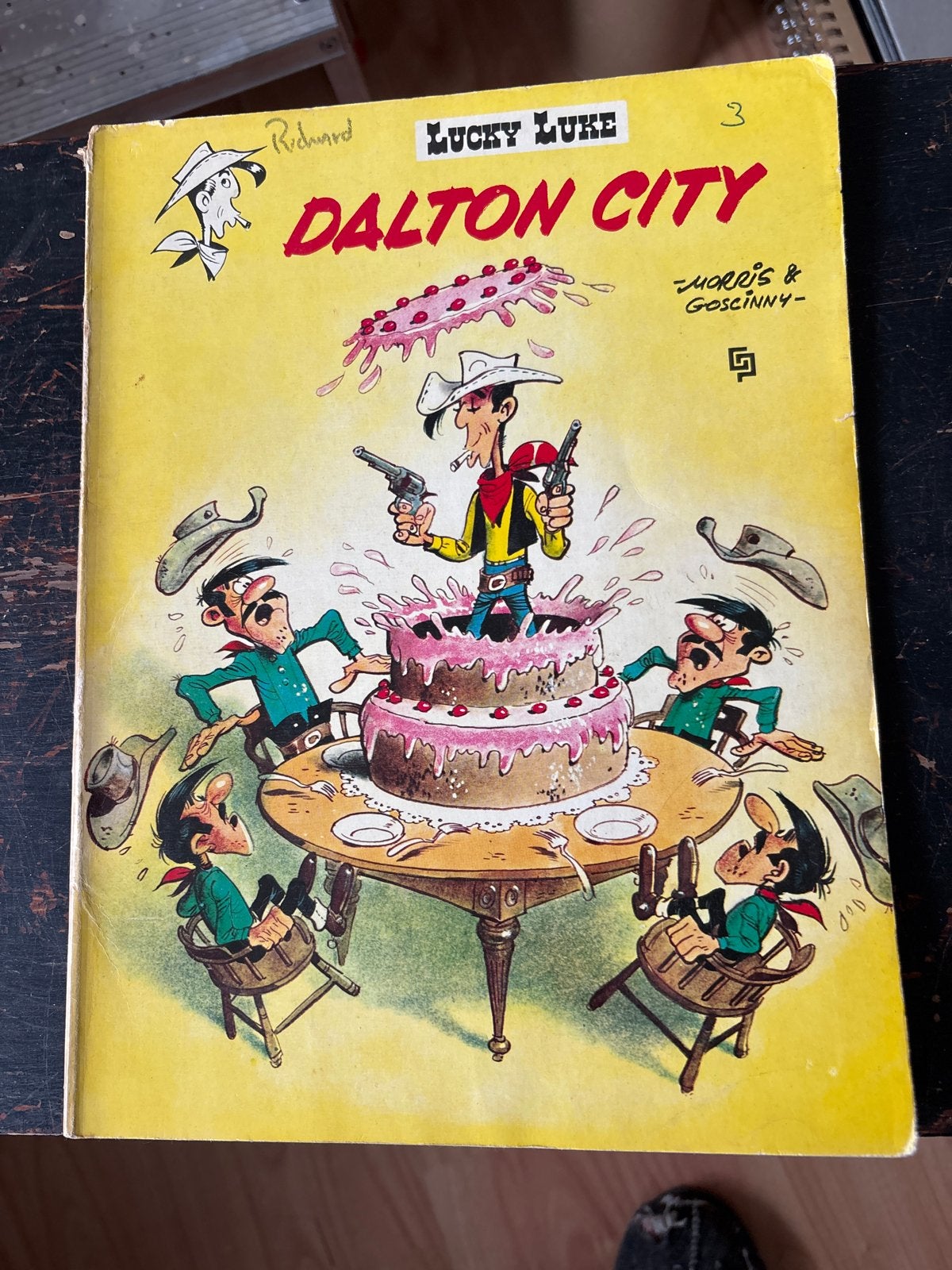 Lucky Luke - Dalton City stripboek, Boeken, Eén stripboek, Ophalen of Verzenden, Gelezen