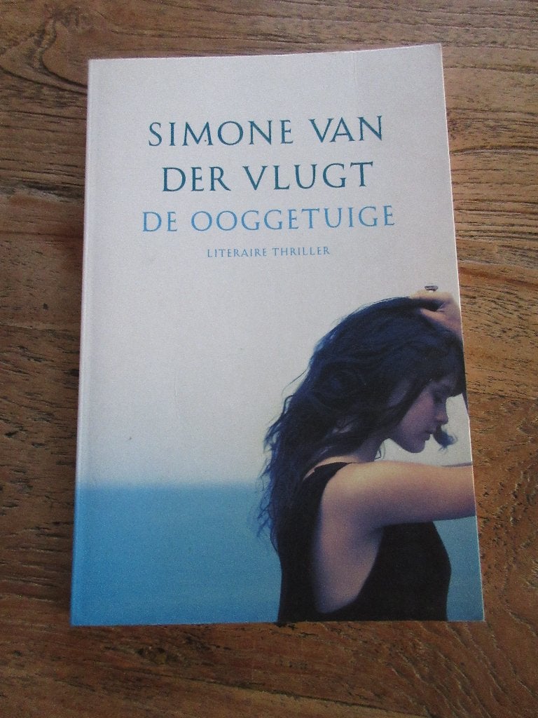 Ooggetuige. Simone van der Vlugt, Ophalen of Verzenden, Zo goed als nieuw, Simone van der Vlugt