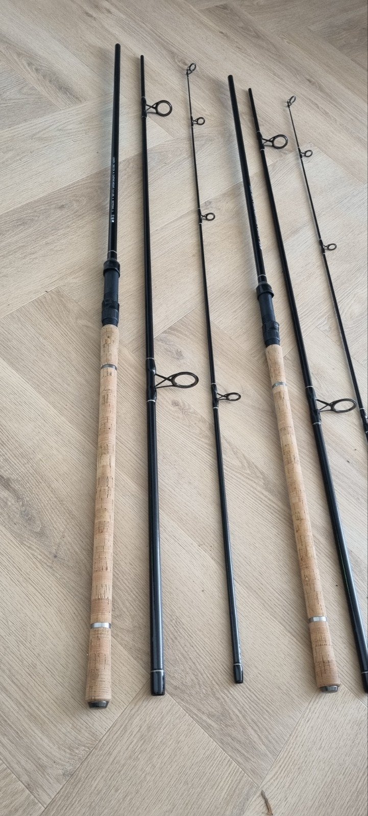 2x karperhengel 12ft - 3lbs 3 delig.. Nieuw!!!!, Watersport en Boten, Hengelsport | Karpervissen, Ophalen of Verzenden, Nieuw
