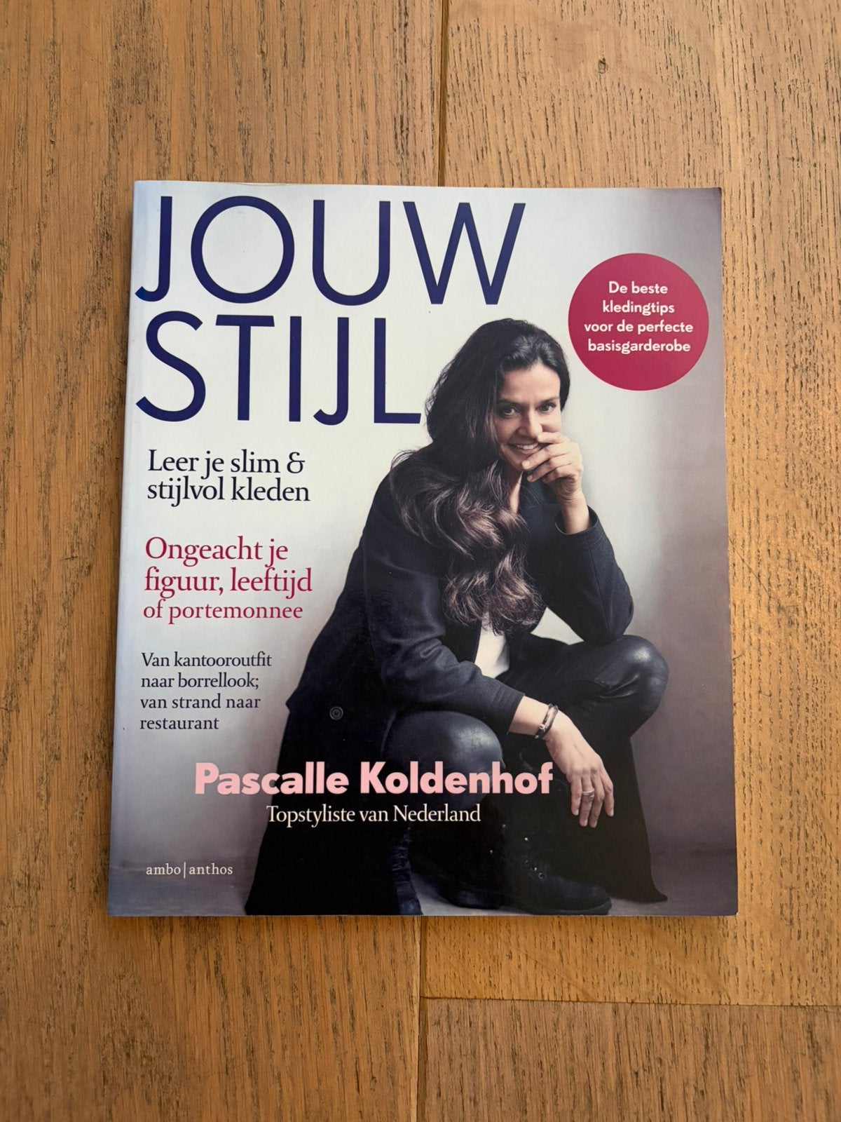 Boek ‘Jouw Stijl’ van Pascalle Koldenhof, Boeken, Mode, Ophalen of Verzenden, Zo goed als nieuw, Mode algemeen