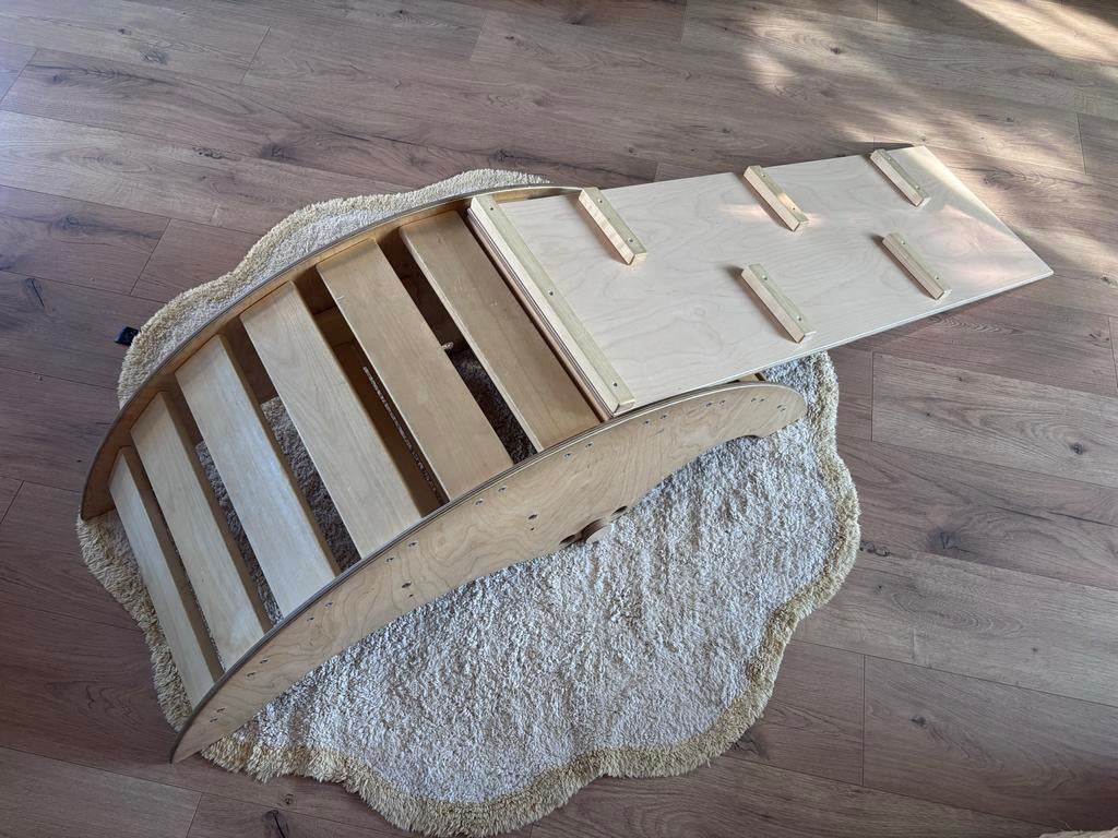 Houten wip met Glijbaan/Klimrek montessori binnenspeelgoed, Ophalen, Zo goed als nieuw, Glijbaan