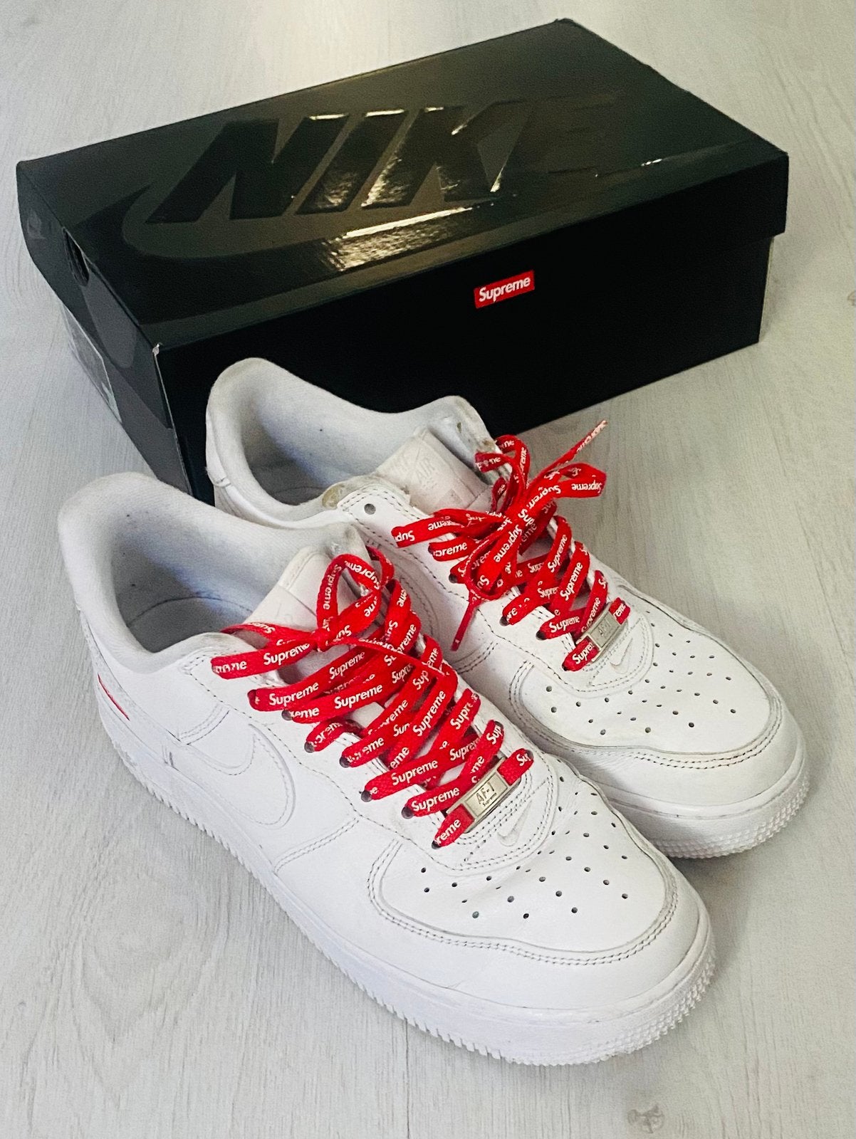 Nike air force 1 low x supreme, Verzenden, Zo goed als nieuw, Wit