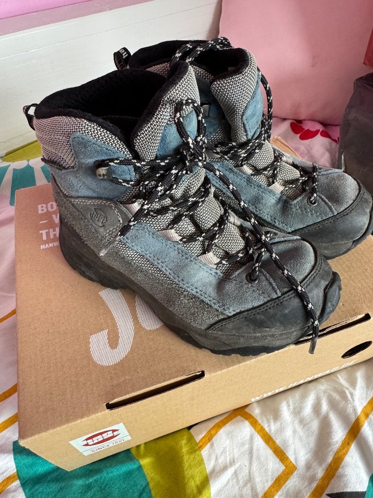 Hanwag wandelschoen bergschoen kind mt 30, Ophalen of Verzenden, Zo goed als nieuw, Schoenen