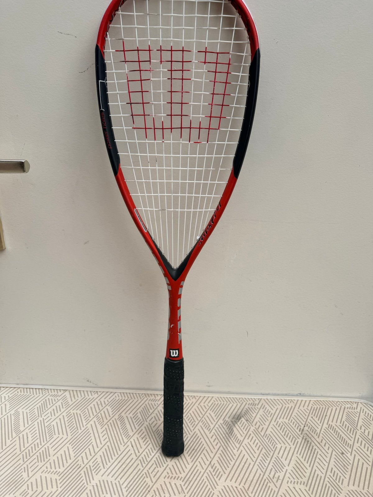 Wilson Hammer 120X Squash Racket - Rood/Zwart, Ophalen of Verzenden, Gebruikt
