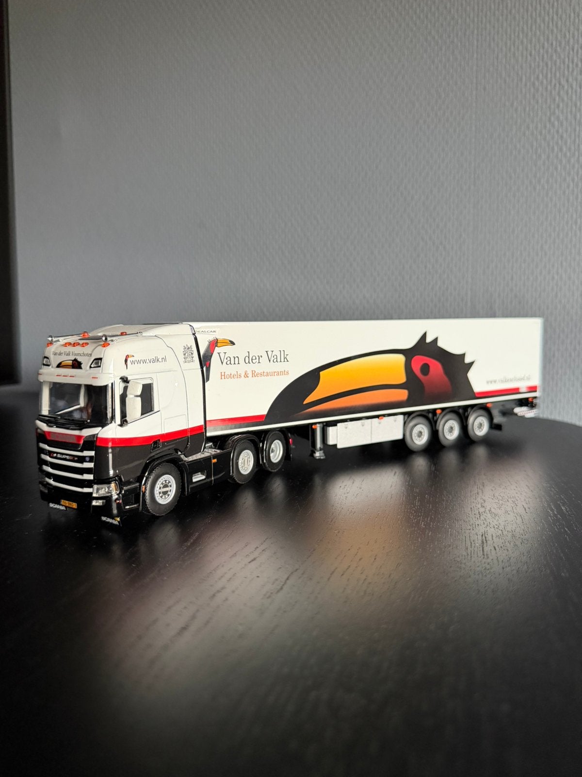 Van der valk Scania R WSI, Ophalen of Verzenden, Zo goed als nieuw, Bus of Vrachtwagen, Wsi