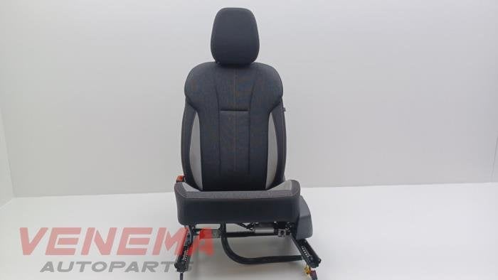 Stoel links van een Skoda Kamiq, Auto-onderdelen, Interieur en Bekleding, Gebruikt, -, -, Ophalen of Verzenden