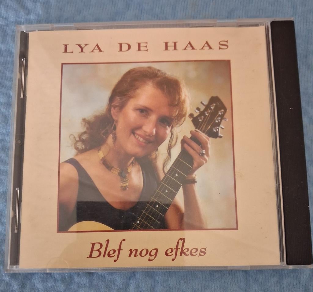 Lya de Haas.  Blijf nog effkes, Ophalen of Verzenden, Zo goed als nieuw
