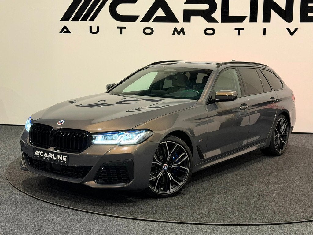 BMW 5-serie Touring 530d xDrive High Executive M-SPORT VIRTU, Auto's, BMW, Automaat, Gebruikt, 2993 cc, 2000 kg