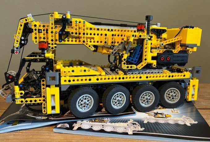 Lego Technic 8421 Mobile Crane, Kinderen en Baby's, Speelgoed | Duplo en Lego, Lego, Compleet, Ophalen of Verzenden, Zo goed als nieuw