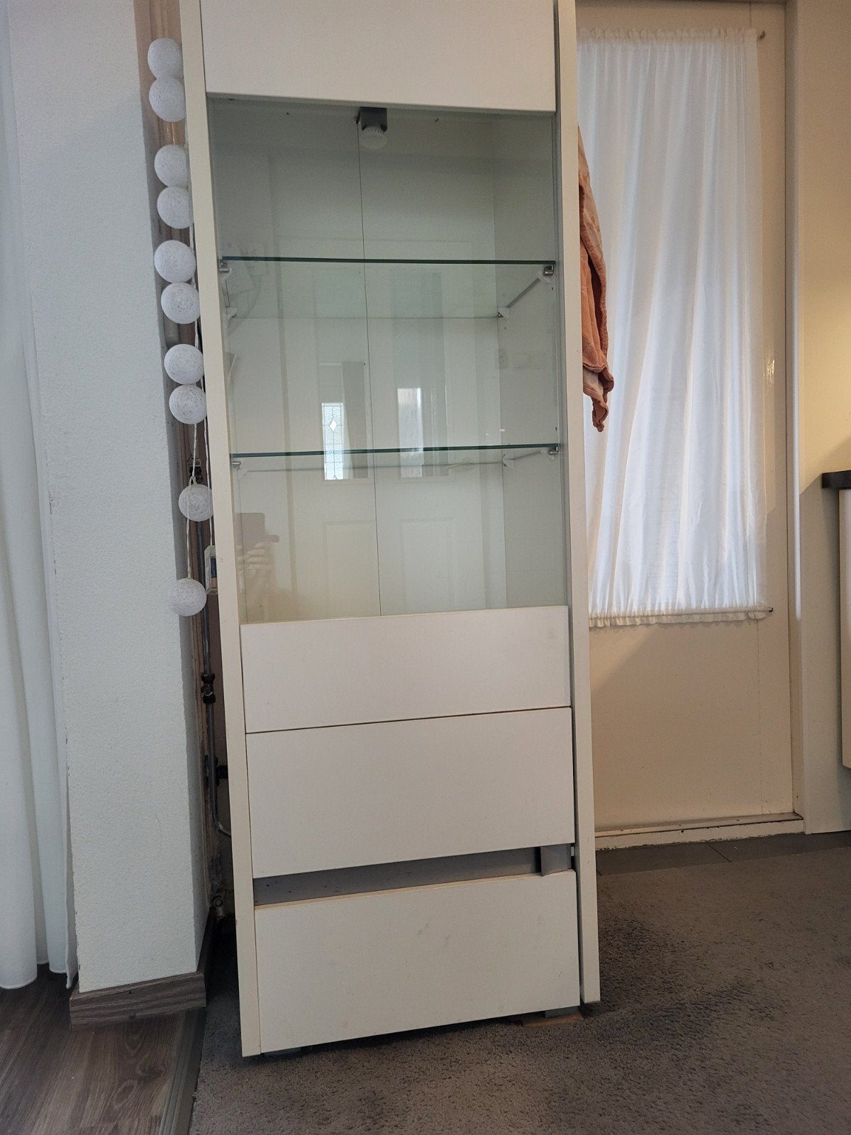 vitrinekast ( gratis), Huis en Inrichting, Ophalen, Gebruikt, 25 tot 50 cm