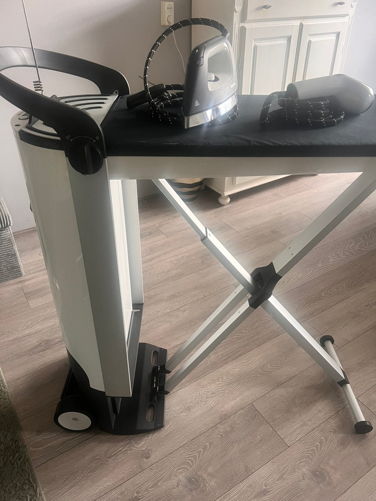 Miele Fashiomaster stoomstrijkijzer, Ophalen, Zo goed als nieuw