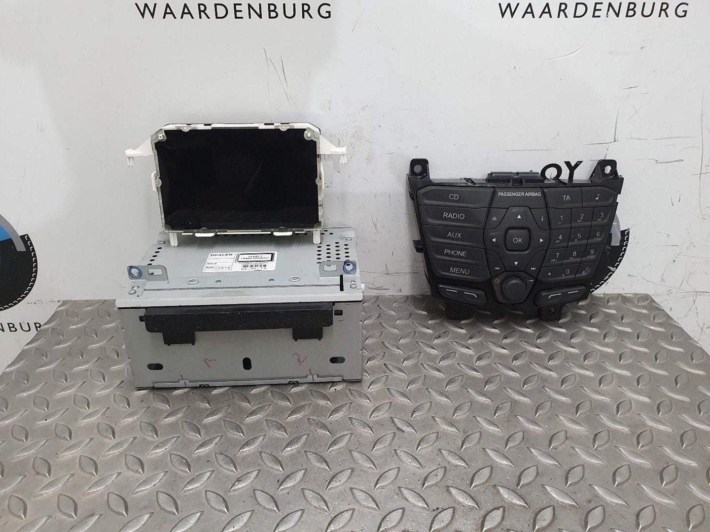 FORD TRANSIT RADIO 2015, Ophalen of Verzenden, Gebruikt, Stiba lid