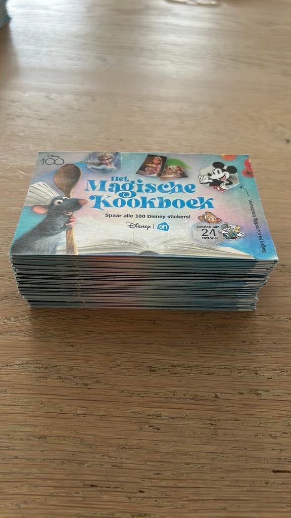 Disney - Het Magische Kookboek stickers 80 dichte pakjes, Verzamelen, Supermarktacties, Albert Heijn, Ophalen of Verzenden