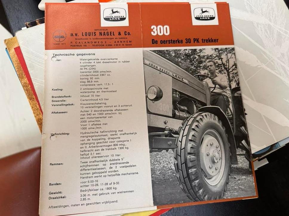Oude folder John Deere-Lanz 300 trekker jaren '60, Ophalen of Verzenden, Zo goed als nieuw, Overige typen