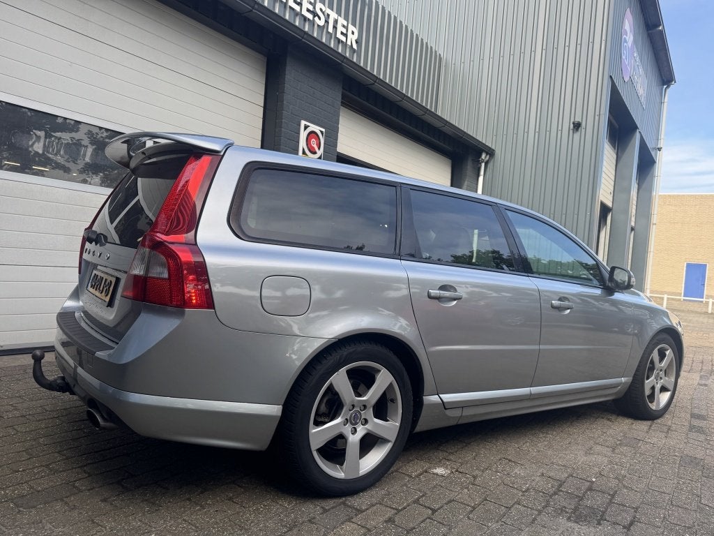 Volvo V70 2.0 D3 R-Design (bj 2011, automaat), Auto's, Automaat, Euro 5, Gebruikt, 1984 cc