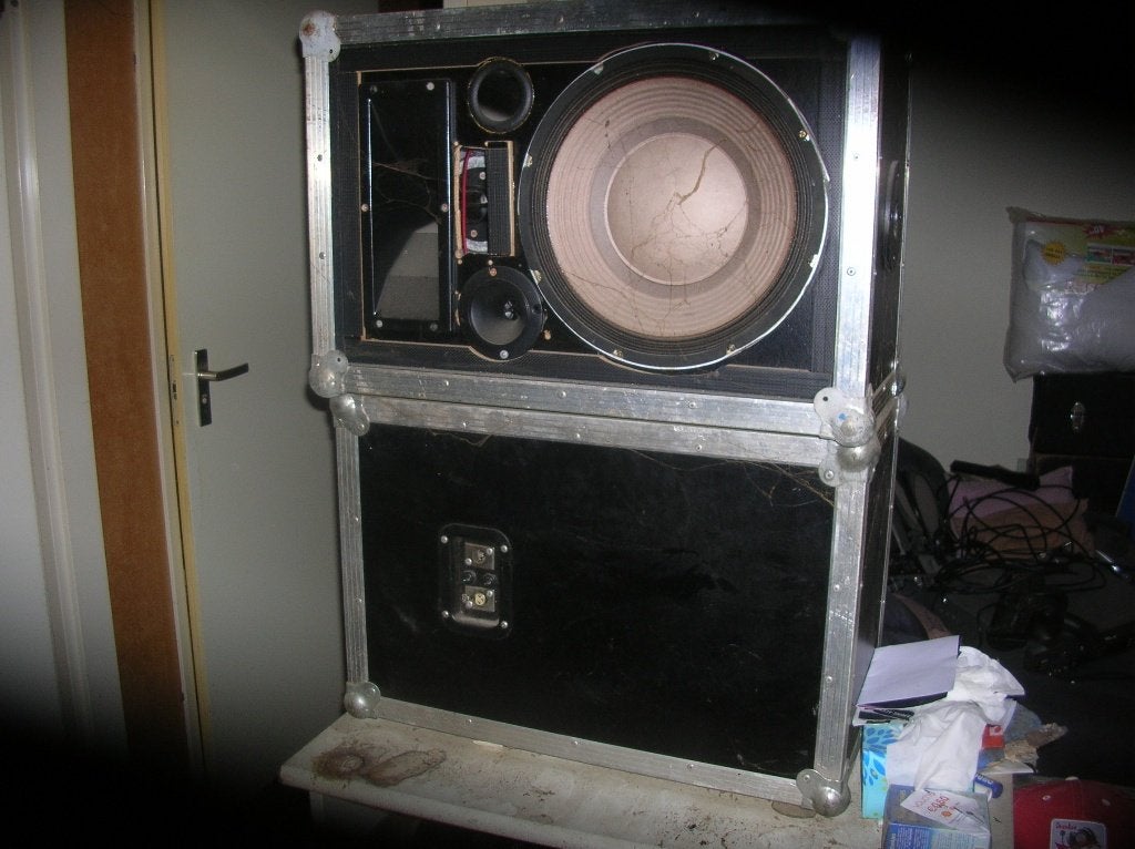 z. g. o. h.  2 top speakers kleur zwart  Merk onbekend, Muziek en Instrumenten, Ophalen, Gebruikt, Speaker of Versterker, Flightcase