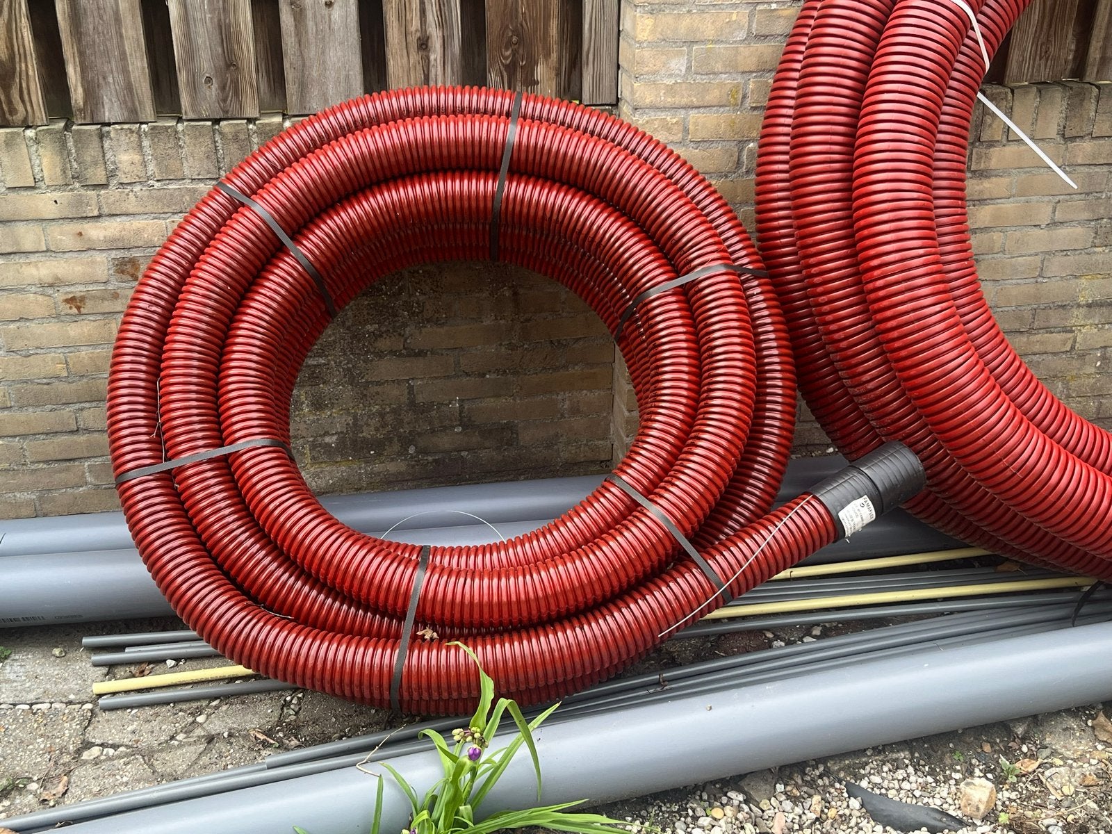 Mantelbuis Rode Afvoerbuis 90mm x 25mtr- Nieuwstaat, Ophalen, Afvoer, Pvc, 6 meter of meer
