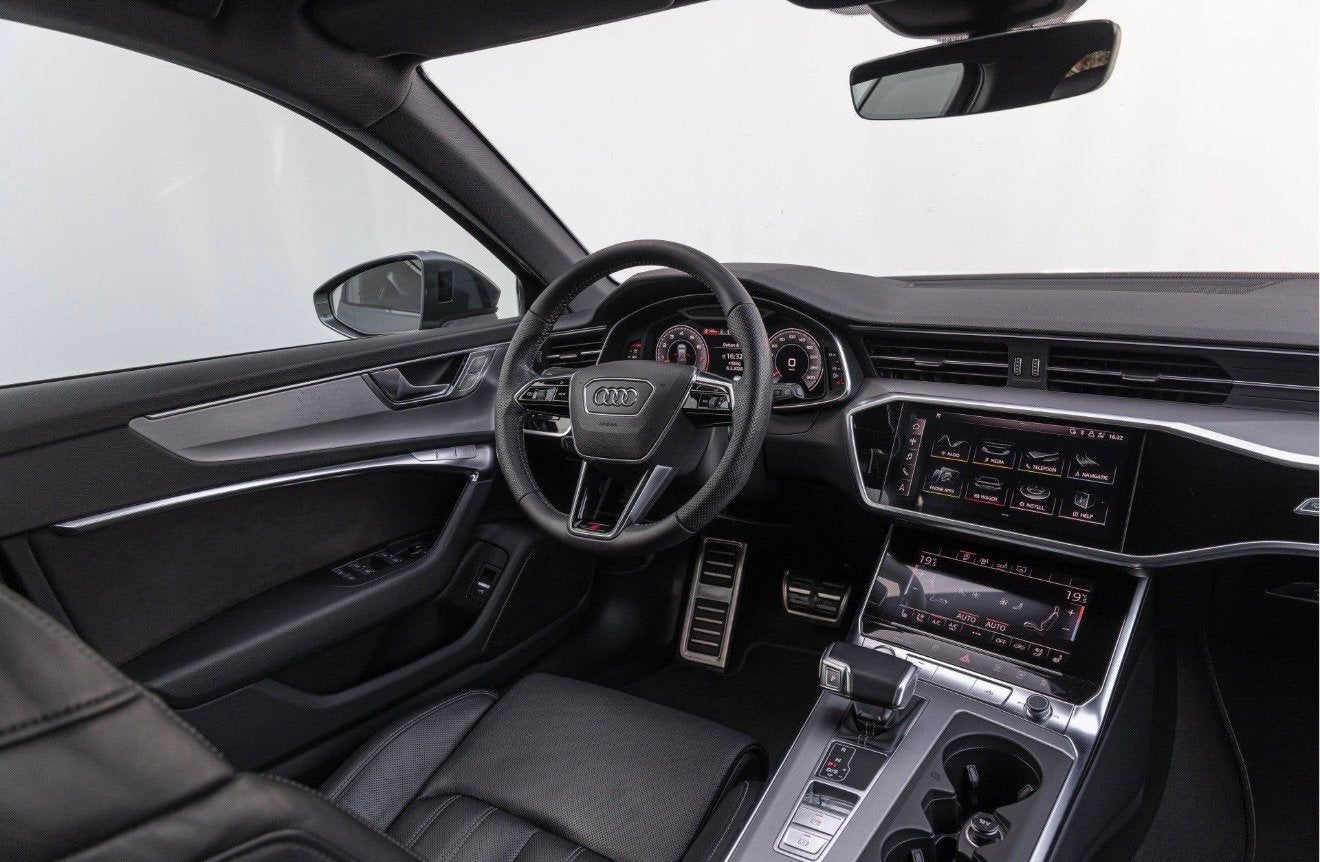 Audi A6 Avant 55 TFSI V6 quattro 340PK|S-Line|Trekhaak|Lucht, Dealer onderhouden, Gebruikt, 2995 cc, 2000 kg