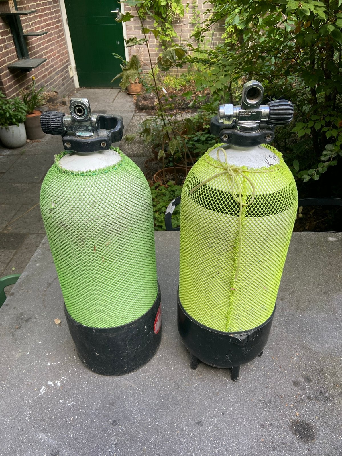 2x Compacte (korte) duikflessen 7,5L - 300 BAR - Faber, Ophalen, Gebruikt, Duikfles