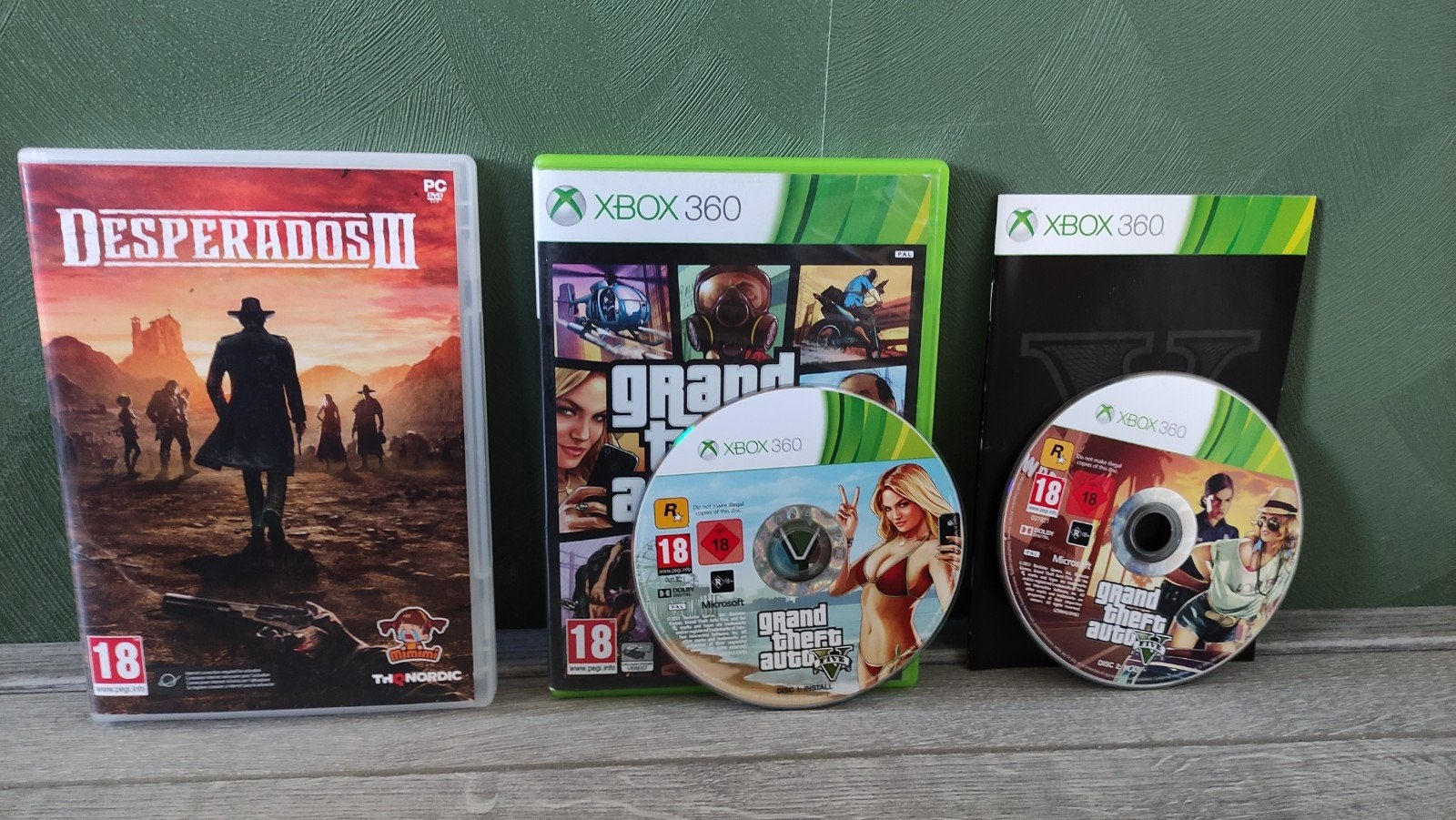 GTA 5 Xbox 360 en gratis desperados 3 pc game, 3 spelers of meer, Ophalen of Verzenden, Zo goed als nieuw, Vanaf 3 jaar