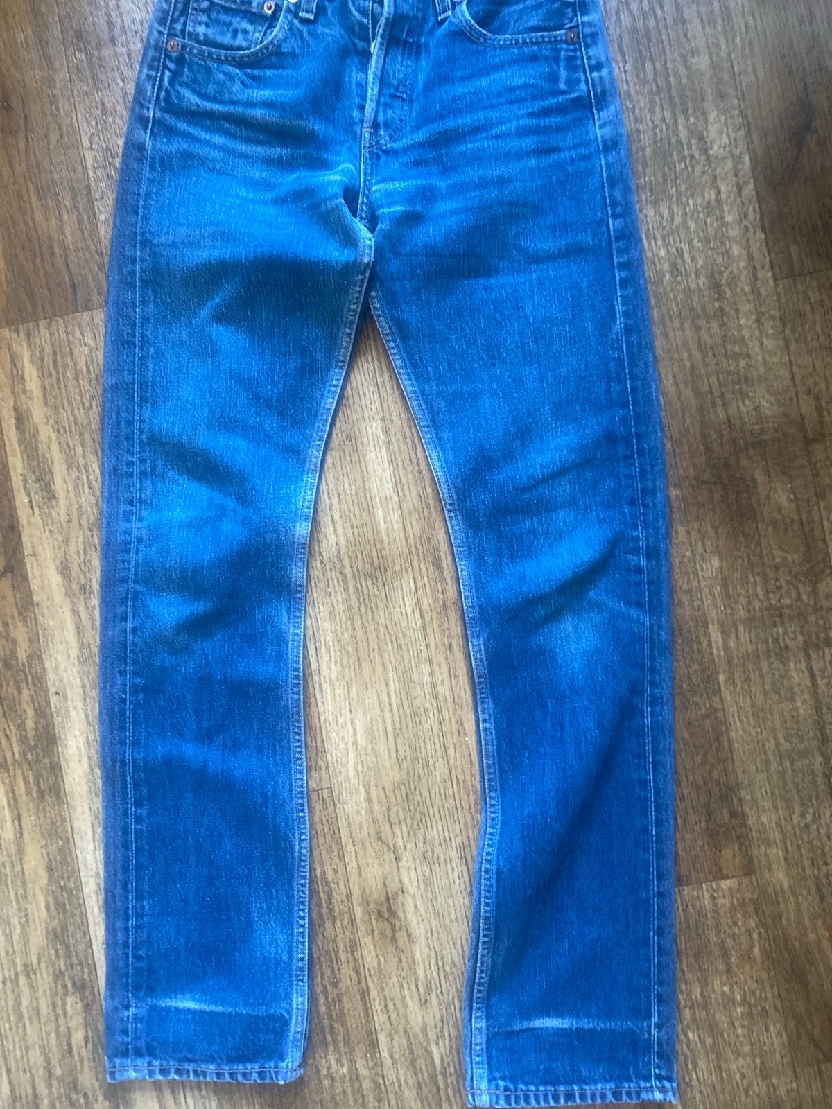 Levi's Jeans W27 - Klassieke Blauwe Denim, Ophalen of Verzenden, Zo goed als nieuw, Blauw, W27 (confectie 34) of kleiner