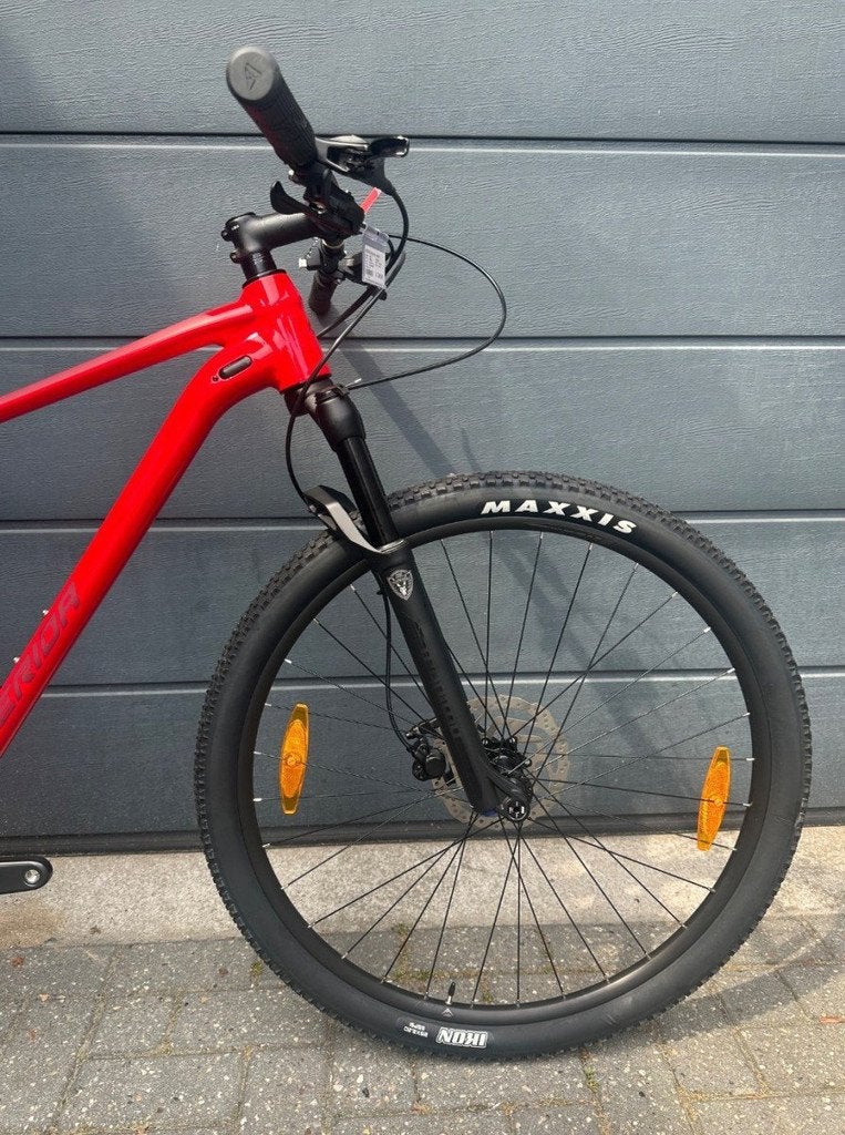 MERIDA Big Nine Limited Glossy Race Red L 2025, Fietsen en Brommers, -, - 0
-, NL, Merida, Nieuw