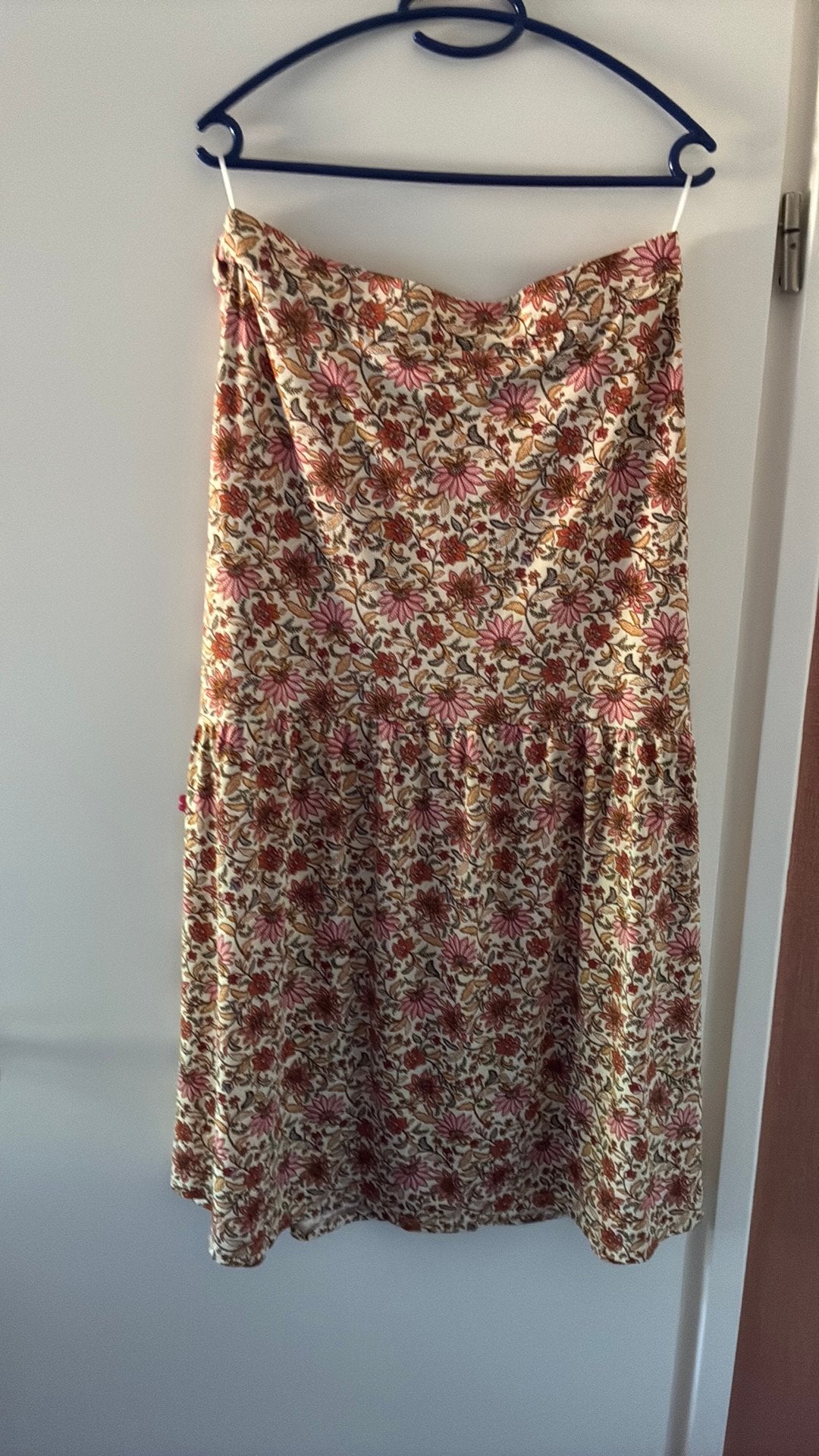 Rok k design maat M, Kleding | Dames, Jurken, Ophalen of Verzenden, Zo goed als nieuw, Maat 38/40 (M), Onder de knie